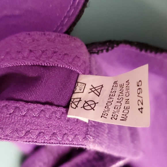 NWT- Gorgeous 42C Bra - Picture 8 of 8